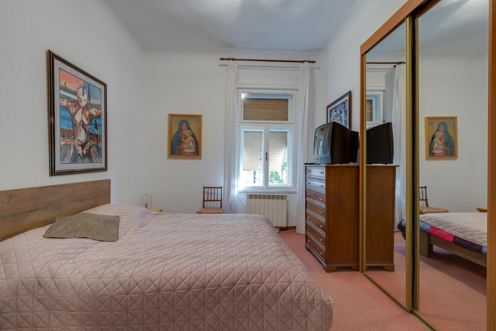 City Apartment With Garden - Happy Rentals Rijeka Exterior photo